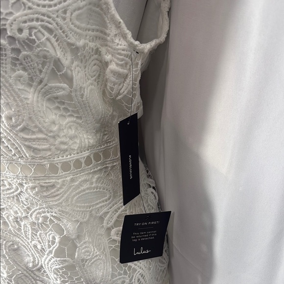 ULUS WHITE LACE HALTER SHEATH MIDI DRESS L NWT - Picture 6 of 12